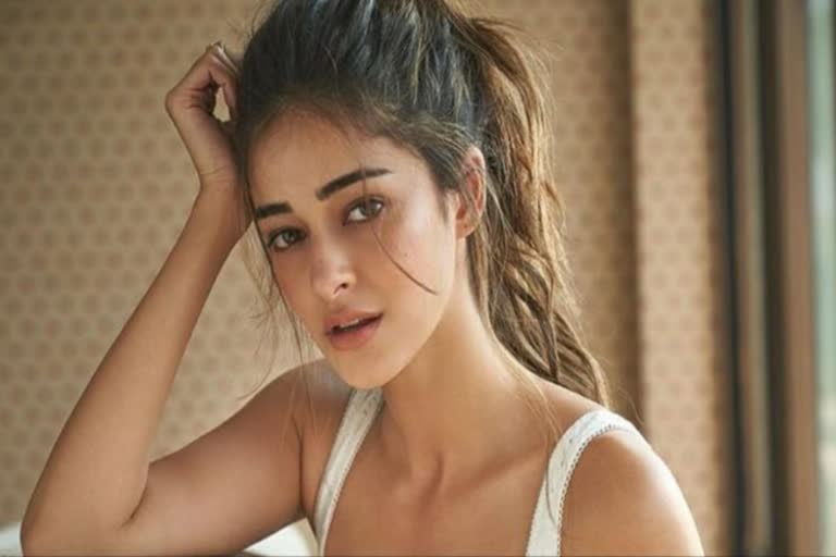 Actress  Ananya Pandey  NCB  ലഹരിപ്പാര്‍ട്ടി കേസ്‌  അനന്യ പാണ്ഡെ  ananya pande actress  aryan khan  bollywood  മുംബൈ  mumbai  ആര്യന്‍ ഖാന്‍  സമീർ വാങ്കഡെ  ആഡംബര കപ്പല്‍ ലഹരിപ്പാര്‍ട്ടി