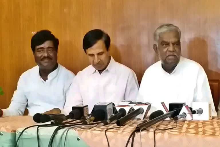 MP V Srinivas Prasad pressmeet