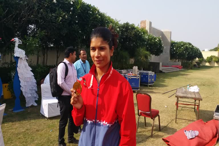 women-boxing-championship-nikhat-of-telangana-becomes-national-champion-by-defeating-haryana-boxer-at-hisar