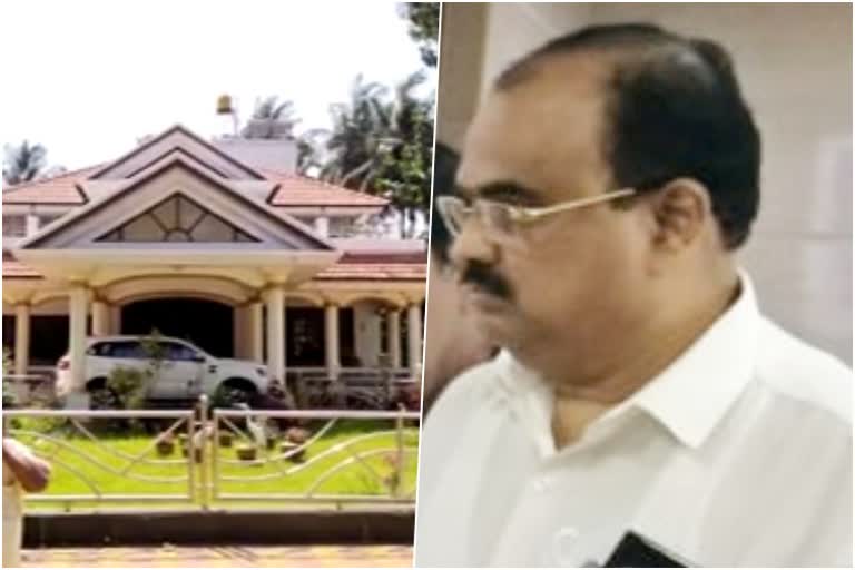 it-officials-raided-congress-leader-aides-in-dharwad