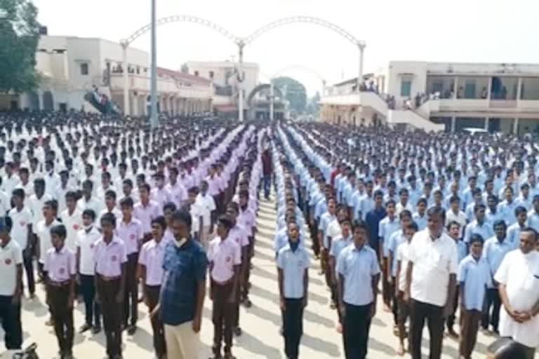 kannada-geethagayana-program-held-at-siddaganga-matt-at-tumakur