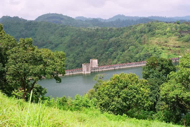 Red alert declared on Kaki-Ananthodu dam  പമ്പാ നദീതീരത്തുള്ളവർക്ക് ജാഗ്രത നിർദേശം  കക്കി-ആനത്തോട് ഡാം  കെഎസ്ഇബി  ശബരിഗിരി ജലവൈദ്യുത പദ്ധതി  റിസര്‍വോയർ  പമ്പാ നദി  ഡോ. ദിവ്യ എസ്. അയ്യര്‍  Red alert  Kaki-Ananthodu dam