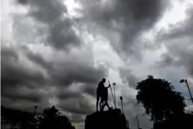 Widespread rains in southern Kerala; 'Orange Alert' for 5 districts