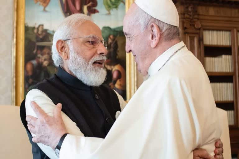 Prime Minister Narendra Modi  Narendra Modi  Prime Minister Narendra Modi  Pope Francis  PM Modi  പ്രധാനമന്ത്രി  ഫ്രാന്‍സിസ് മാർപാപ്പ  വിദേശകാര്യ മന്ത്രാലയം