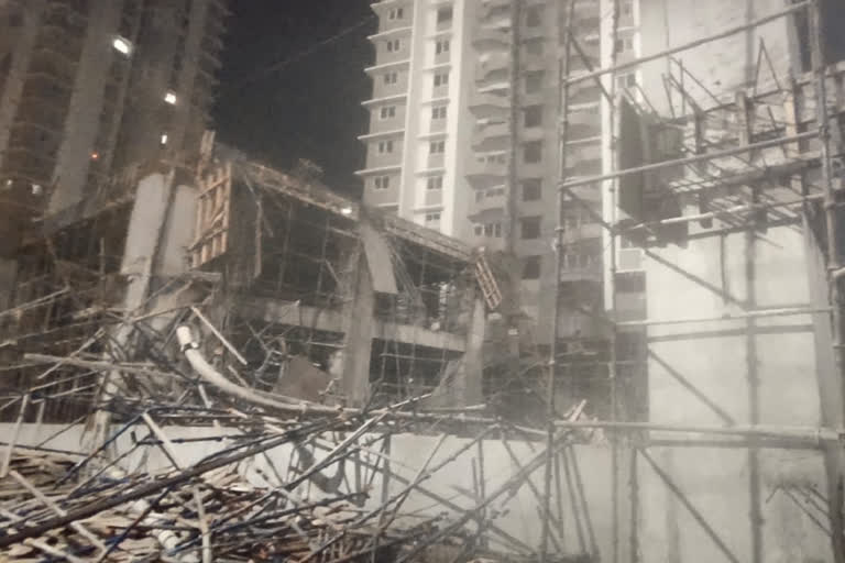 slab of building under construction collapses in Balewadi