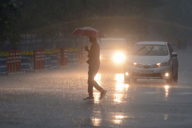 KERALA WEATHER UPDATE  WEATHER UPDATE  ന്യൂനമര്‍ദ്ദം  അതിതീവ്ര മഴ മുന്നറിയിപ്പ്  കാലാവസ്ഥ അറിയിപ്പ്  കാലാവസ്ഥ പ്രവചനം