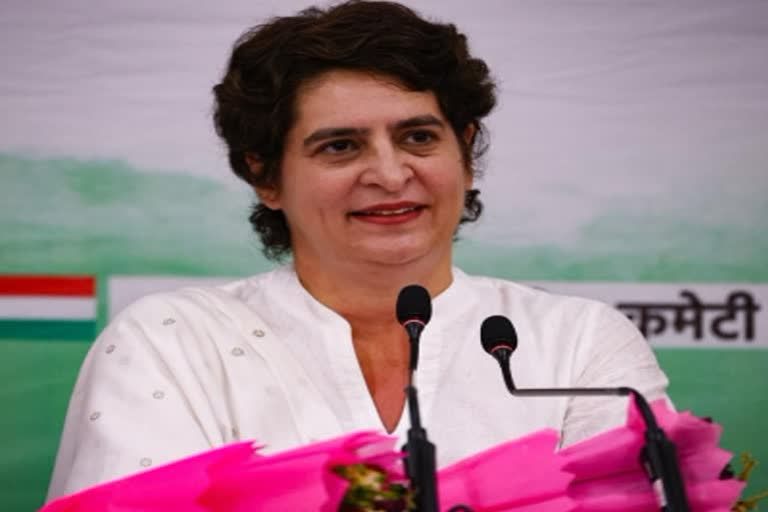 Priyanka Gandhi makes election promises in Gorakhpur  ഗോരഖ്‌പൂർ  തെരഞ്ഞെടുപ്പ് വാഗ്‌ദാനം  പ്രിയങ്ക ഗാന്ധി  Priyanka Gandhi  Gorakhpur  yogi adithyanath