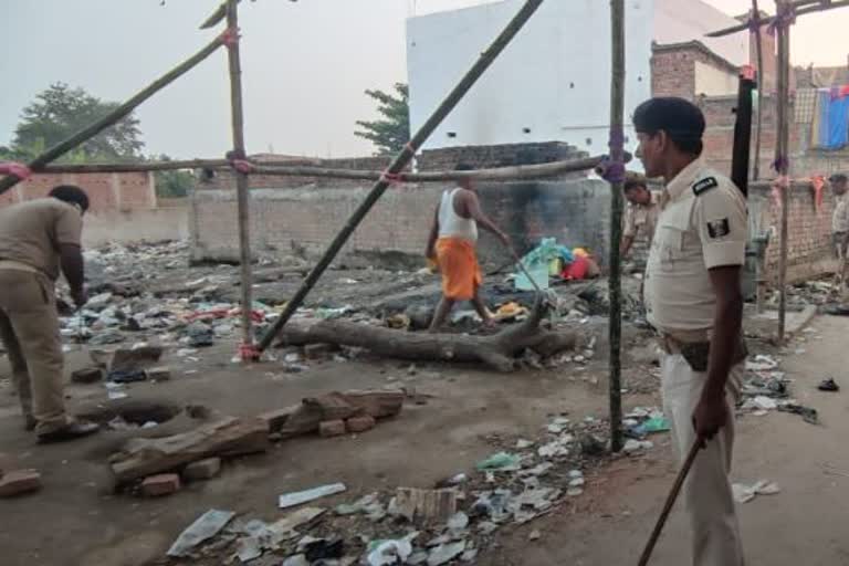 दानापुर में पुलिस ने तोड़ी शराब भट्टी