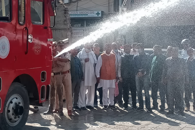 MLA Bindal inaugurated the fire hydrant scheme in nahan