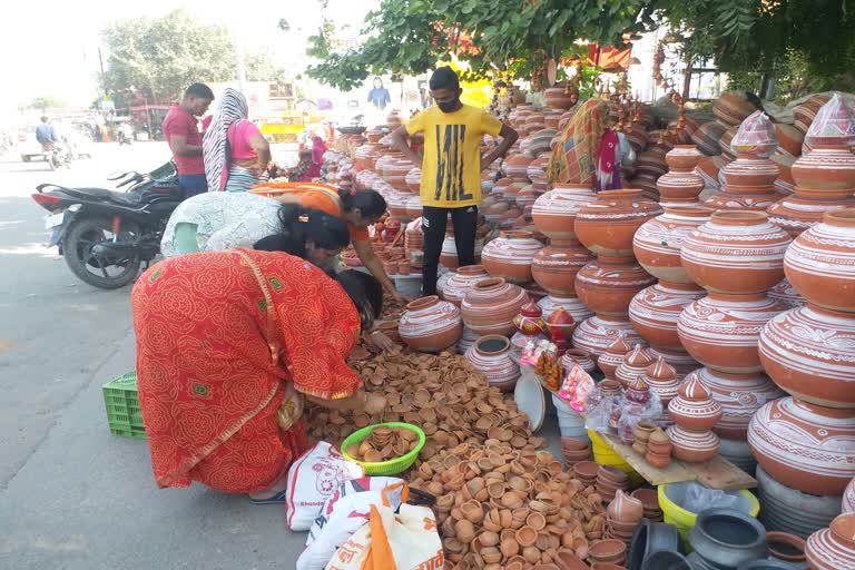 Bhilwara News, Ronak started appearing on the faces of the potters