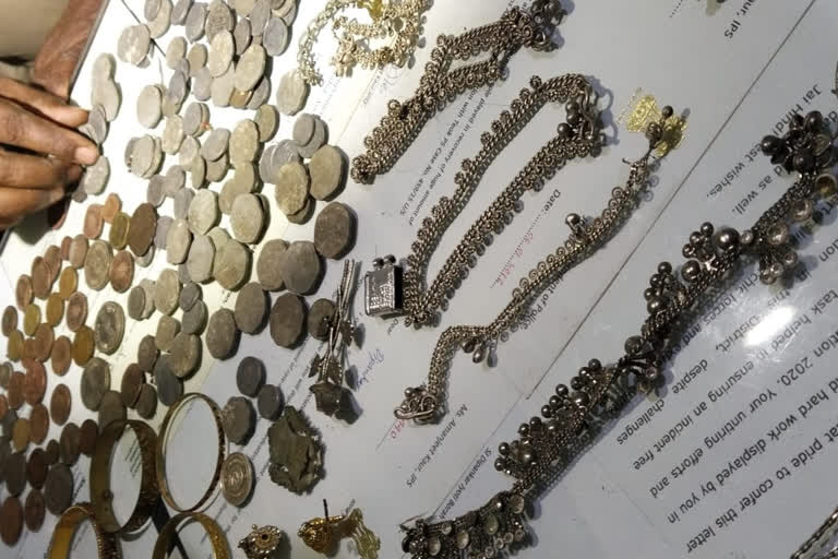 dibrugarh police rescues jewellery costing lakhs a day before dhanteras