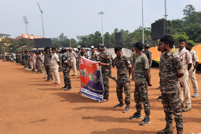 assistant policemen prepared to protest in front of cm house