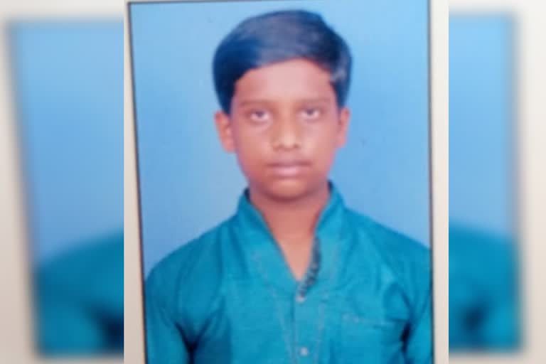 boy died by heart attack at chitradurga