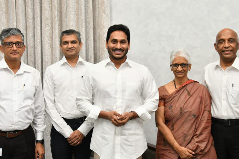 lv prasad eye hospital doctors met cm jagan