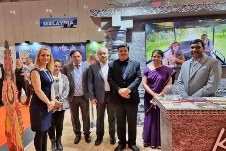 opening of the karnataka tourism shop