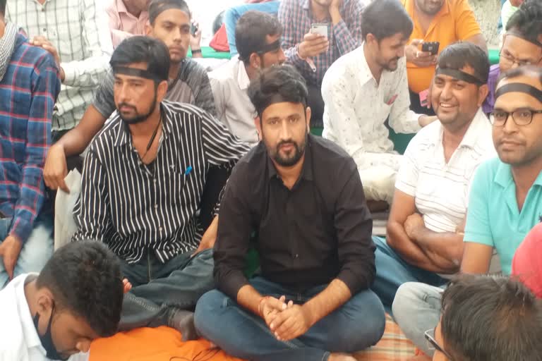 jaipur news, Unemployed youth in Jaipur protest