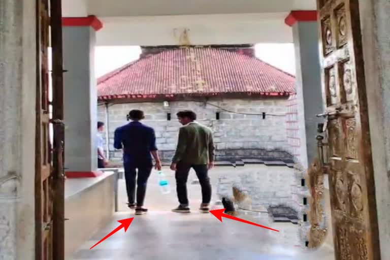 youths entered temple with wearing slippers