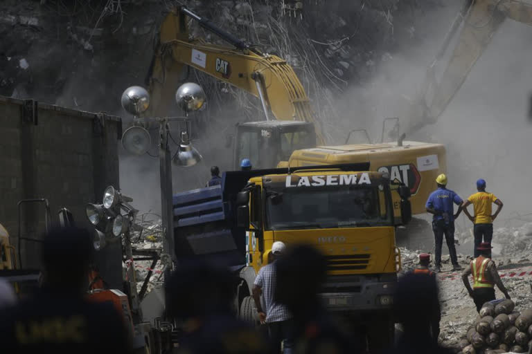 Nigeria  Nigeria building collapse  deaths in Nigeria building collapse  Lagos  നൈജീരിയ  നൈജീരിയയിൽ 21നില കെട്ടിടം തകർന്ന് അപകടം  ലാഗോസ് കെട്ടിടം തകർന്ന് അപകടം