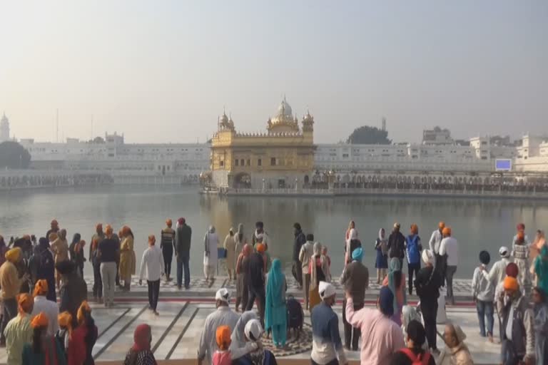 ਗੁਰਤਾ ਗੱਦੀ ਦਿਵਸ ਮੌਕੇ ਸੰਗਤਾਂ ਹਰਮੰਦਿਰ ਸਾਹਿਬ ਵਿਖੇ ਹੋਈਆਂ ਨਤਮਸਤਕ  ‍