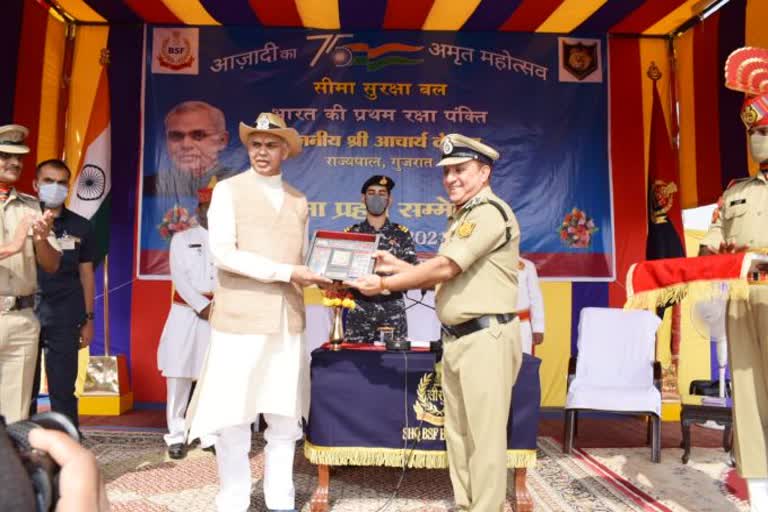 Gujarat Governor Acharya Devvrat in Barmer, barmer news, Barmer BSF, Rajasthan News