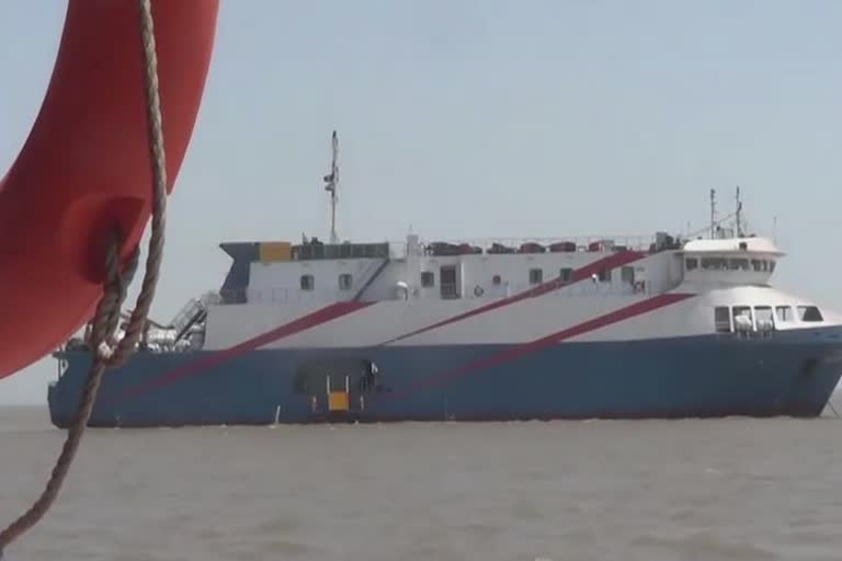 Hajira To UT Diu Cruise  : જય સુફિયા ક્રૂઝ દીવ આવી પહોંચી