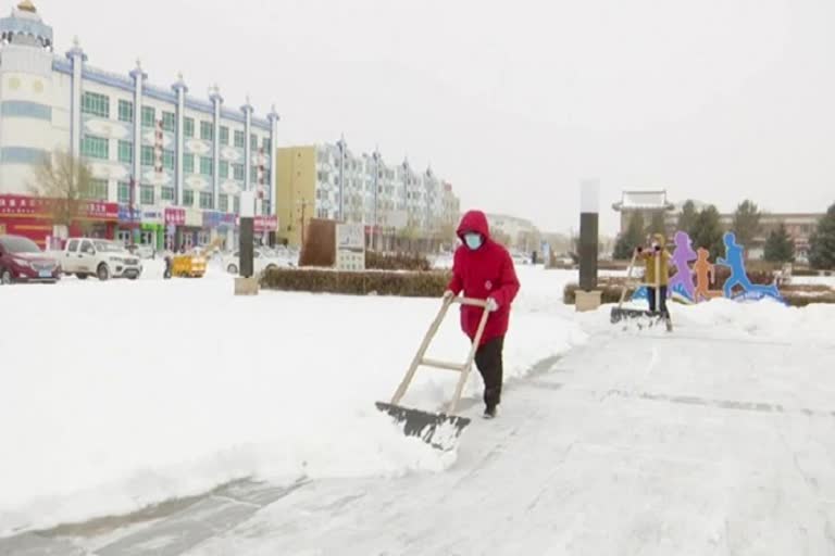 Heavy snowfall battered many parts of China