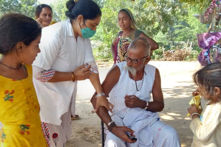 door to door vaccine: ગાંધીનગર કોર્પોરેશન વિસ્તારમાં ફરી ઘરે ઘરે વેક્સિન અપાશે