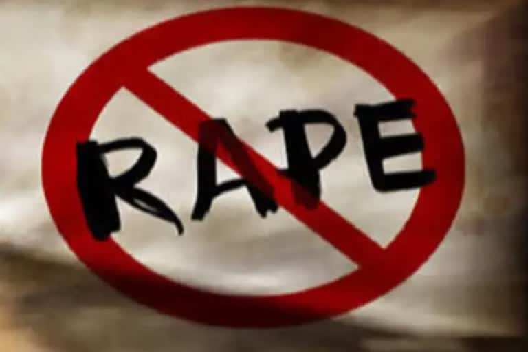 murdered in Surat  Surat city in Gujarat  Gujarat  POCSO case  sexually assaulted  child rape  rape  baby girl rape  സൂറത്ത്  ഗുജറാത്ത്  പീഡനം  ലൈംഗികാതിക്രമം  കൊലപാതകം  കുട്ടിയെ പീഡിപ്പിച്ചു  ബാല പീഡനം  പെണ്‍കുട്ടിയ്‌ക്ക് പീഡനം