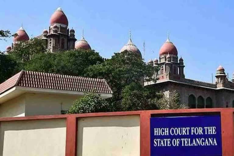 telangana high court grants bail to journalist teenmarmalna