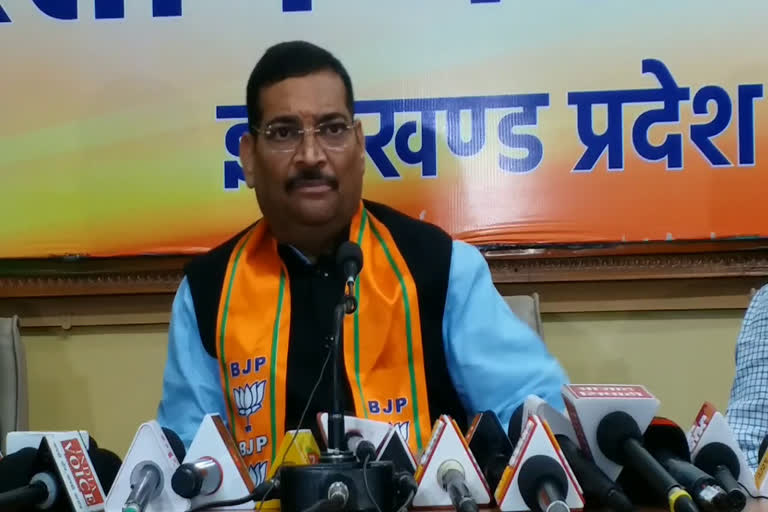 bjp-state-president-deepak-prakash-targeted-hemant-government