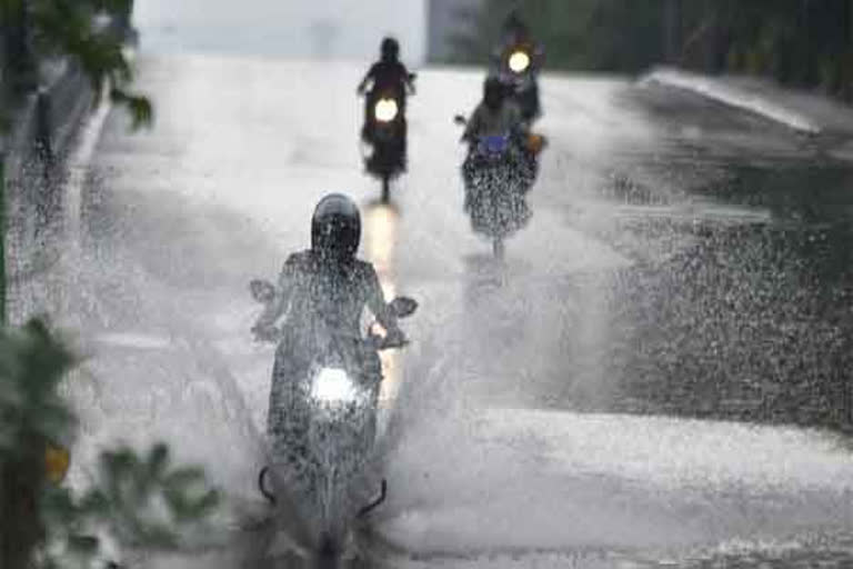 heavy-rains-in-ap-and-tamil-nadu-on-10th-and-11th