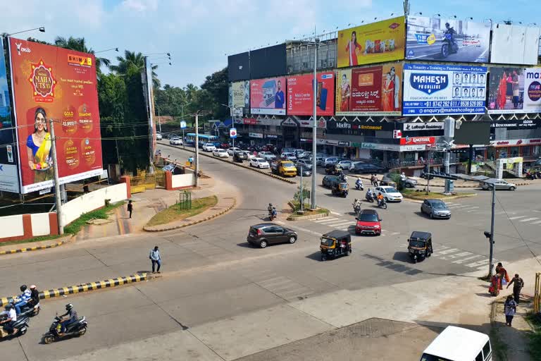 accused of sending obscene messages, accused of sending obscene messages to young woman, Mangaluru crime, Mangaluru crime news, ಅಶ್ಲೀಲ ಸಂದೇಶ ಕಳುಹಿಸಿದ ಆರೋಪಿ, ಯುವತಿಗೆ ಅಶ್ಲೀಲ ಸಂದೇಶ ಕಳುಹಿಸಿದ ಆರೋಪಿ, ಮಂಗಳೂರು ಅಪರಾಧ, ಮಂಗಳೂರು ಅಪರಾಧ ಸುದ್ದಿ,