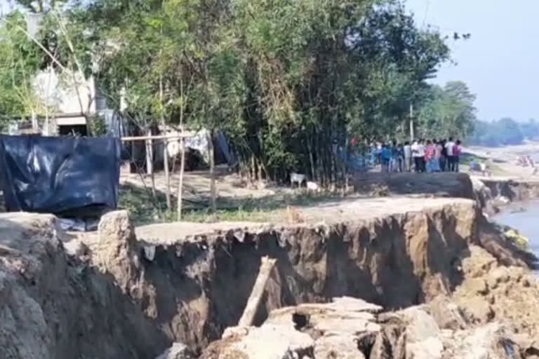 erosion of ganges again started at samserganj of murshidabad