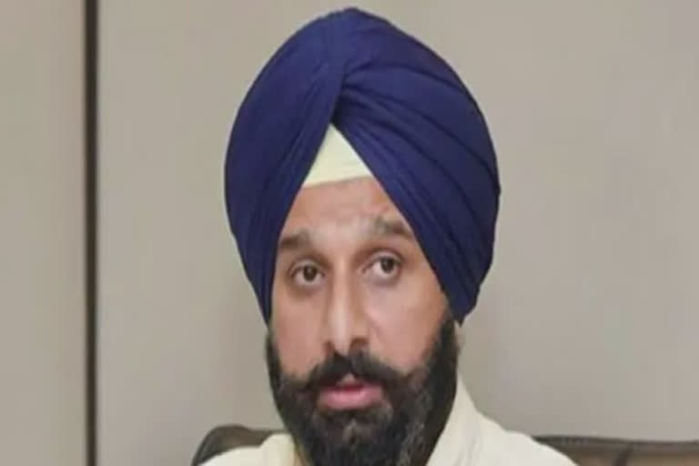 ਮਜੀਠੀਆ ਨੇ CM ਚੰਨੀ ਨੂੰ ਦੱਸਿਆ ਡਰਾਮੇਬਾਜ਼