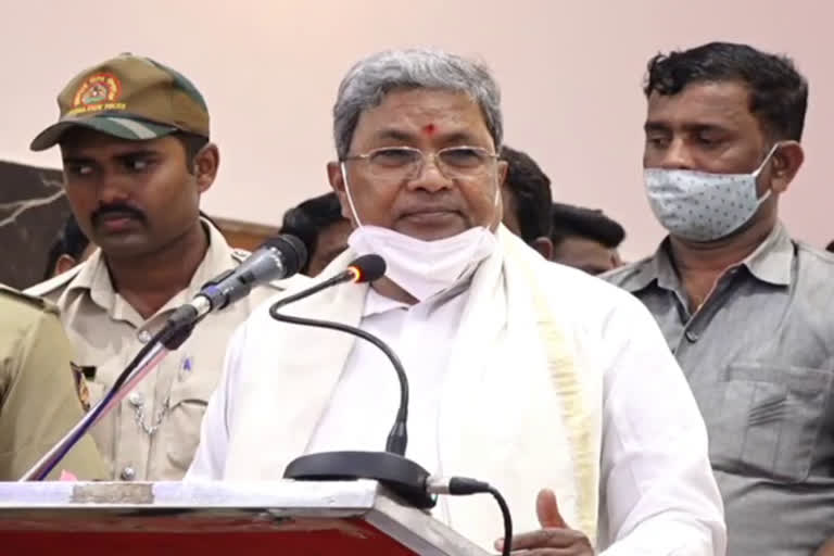 siddaramaiah-reaction-about-g-t-devegowda