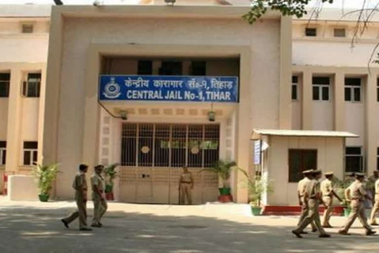 Rs 200 crore extortion case: Five Tihar jail officials arrested