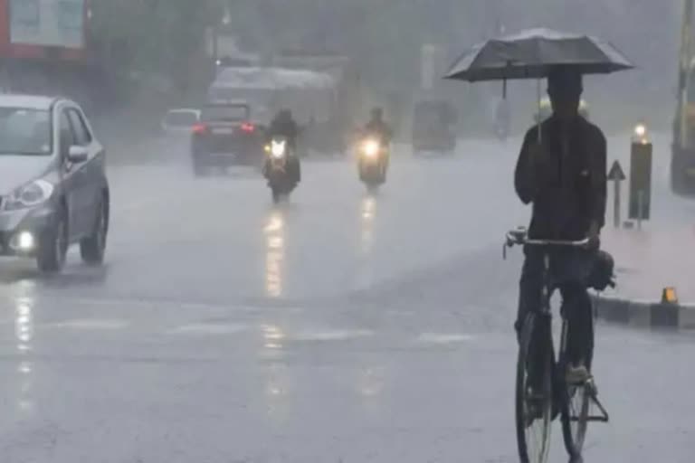 orange alert  kerala weather update  അതിതീവ്ര മഴ  heavy rain  കനത്ത മഴ  കേരളത്തില്‍ കനത്ത മഴ  ഓറഞ്ച് അലർട്ട്