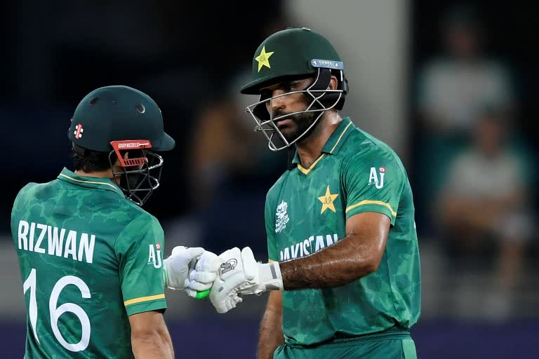 T20 WC: Rizwan, Zaman star as pakistan set a target of 177 against Australia