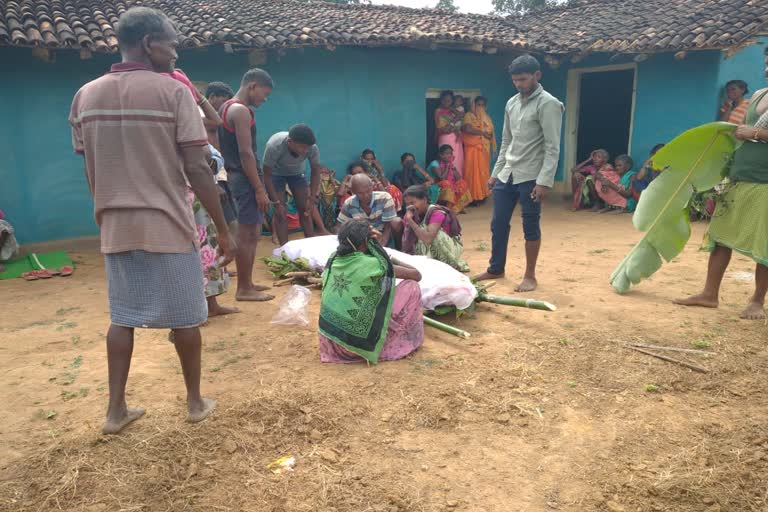 Naxalites killed their own partner in Kanker