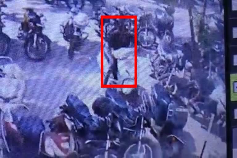 activa-theft-from-bar-association-parking-lot-in-yamunanagar