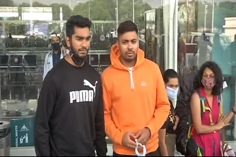 The Indian team has started reaching Jaipur for the T20 match between India and New Zealand. On Friday, many players along with coach Rahul Dravid reached Jaipur.