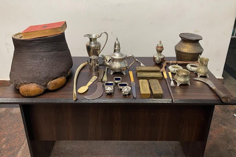 Ancient itemsMan arrested while selling Ancient items in Bangalore