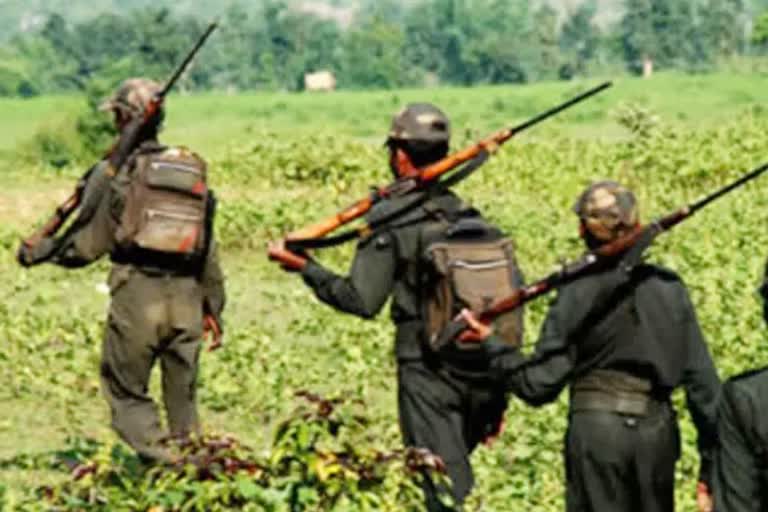 Five Naxalites killed in encounter between Naxalites and Police