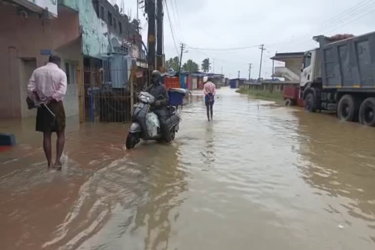 red alert thiruvananthapuram  red alert thiruvananthapuram news  thiruvananthapuram red alert  thiruvananthapuram red alert news  thiruvananthapuram red alert issued news  thiruvananthapuram red alert issued  thiruvananthapuram rain news  thiruvananthapuram rain  heavy rainfall  heavy rainfall news  kerala rainfall news  kerala rainfall  heavy rainfall continue  heavy rainfall continue news  തിരുവനന്തപുരം റെഡ് അലര്‍ട്ട് വാര്‍ത്ത  തിരുവനന്തപുരം റെഡ് അലര്‍ട്ട്  റെഡ് അലര്‍ട്ട് തിരുവനന്തപുരം  റെഡ് അലര്‍ട്ട് തിരുവനന്തപുരം വാര്‍ത്ത  തിരുവനന്തപുരം മഴ വാര്‍ത്ത  തിരുവനന്തപുരം മഴ  ഓറഞ്ച് അലര്‍ട്ട് വാര്‍ത്ത  ഓറഞ്ച് അലര്‍ട്ട്  യെല്ലോ അലര്‍ട്ട് വാര്‍ത്ത  യെല്ലോ അലര്‍ട്ട്  മഴ വാര്‍ത്ത  മഴ പുതിയ വാര്‍ത്ത  മഴ  കേരളം മഴ വാര്‍ത്ത  കേരളം മഴ  കാലാവസ്ഥ നിരീക്ഷണ കേന്ദ്രം മുന്നറിയിപ്പ്  കാലാവസ്ഥ നിരീക്ഷണ കേന്ദ്രം മുന്നറിയിപ്പ് വാര്‍ത്ത