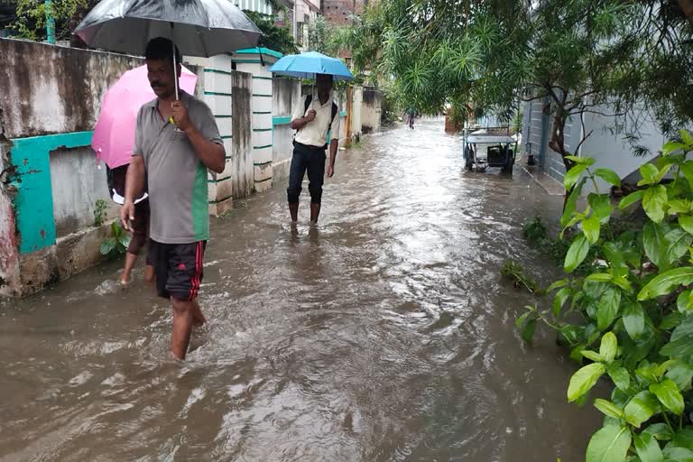 ବର୍ଷାରେ ବେହାଲ ରେଶମ ସହର: ପ୍ରଶାସନକୁ ସଜାଗ ରହିଥିବାକୁ ନିର୍ଦ୍ଦେଶ