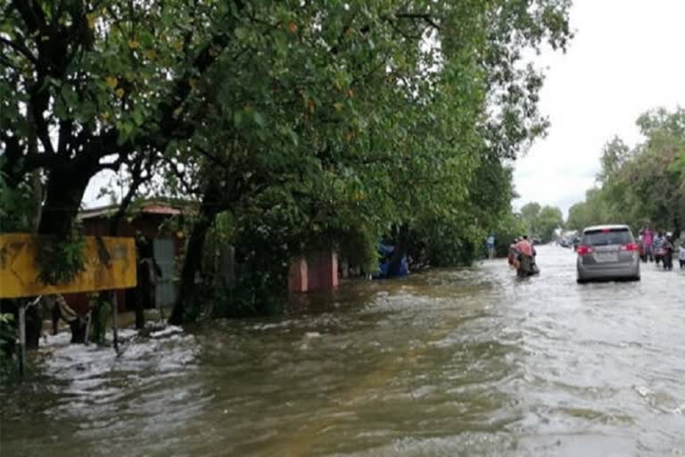 Kerala heavy rainfall  heavy rainfall  heavy rain  Chengannur  Alappuzha local news  കേരളത്തില്‍ കനത്ത മഴ  കനത്ത മഴ  ചെങ്ങന്നൂര്‍ വാര്‍ത്ത  ആലപ്പുഴ പ്രാദേശിക വാർത്ത