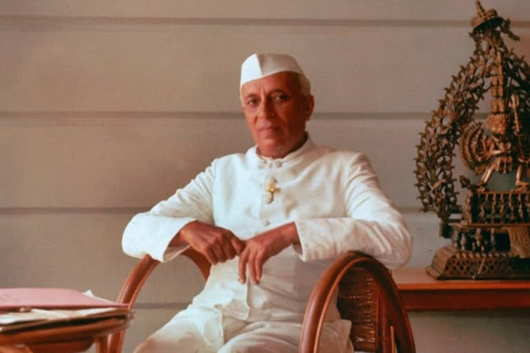 jawaharlal nehru cigarette