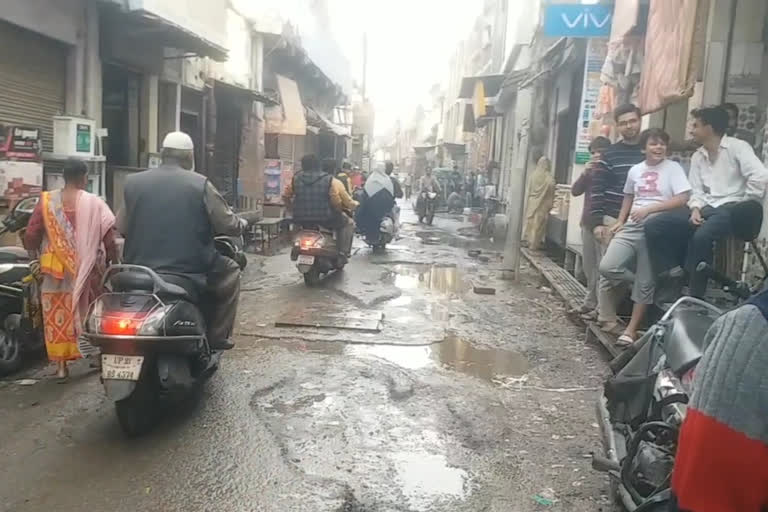 Road condition in Smart City Muradabad is bad