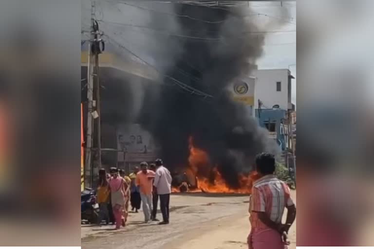 பெட்ரோலுக்கு பதிலாக டீசல் - பெட்ரோல் பங்கில் தீப்பற்றி எரிந்த கார்