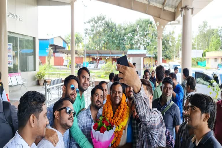 MP Deepak Baij reached Bastar